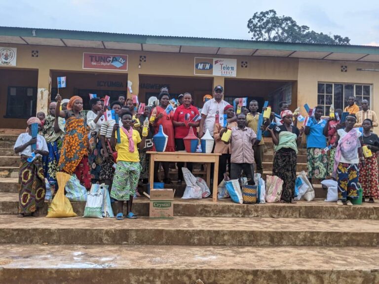 Bahawe ubunani bashimira umuryango FPR Inkotanyi na Chairman wawo mukuru,Paul Kagame