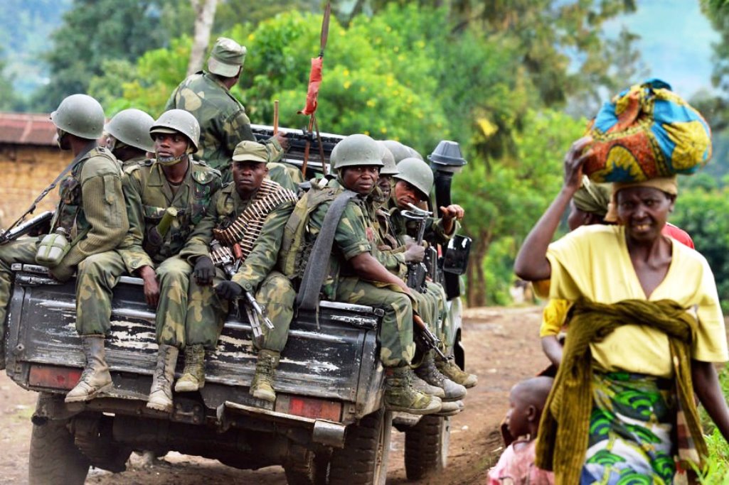 DRC-militia-patrol-900x600