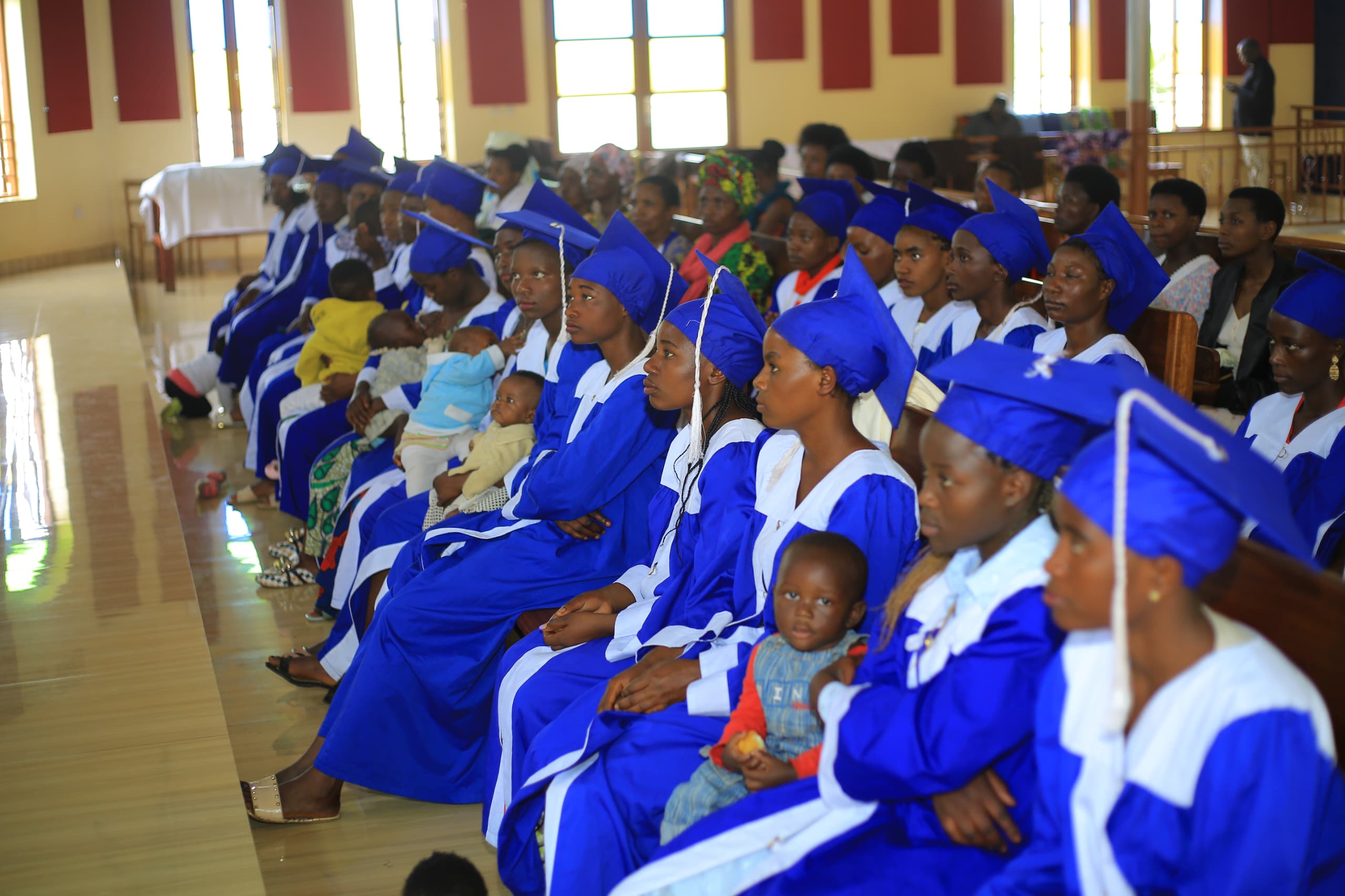 Aba babyaye imburagihe barashimira EAR Diyoseze ya Cyangugu yabigishije imyuga