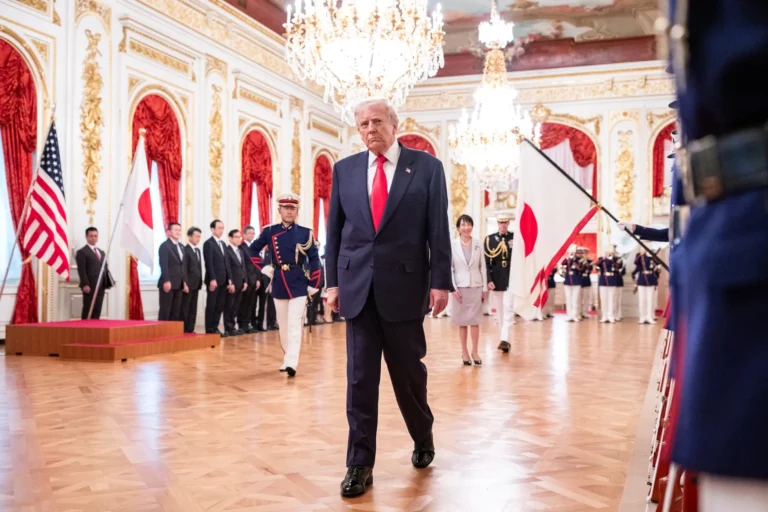 00int-trump-asia-photos-01-jvlg-superJumbo