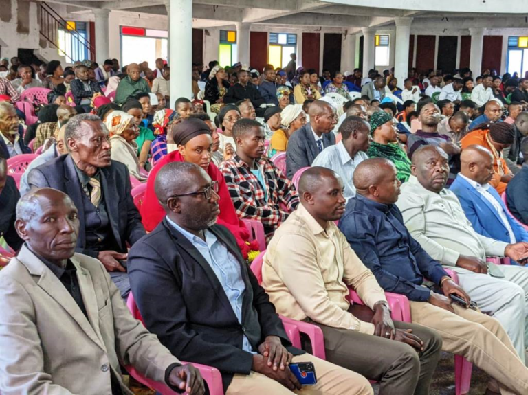 Bamwijeje kumushyigikira.